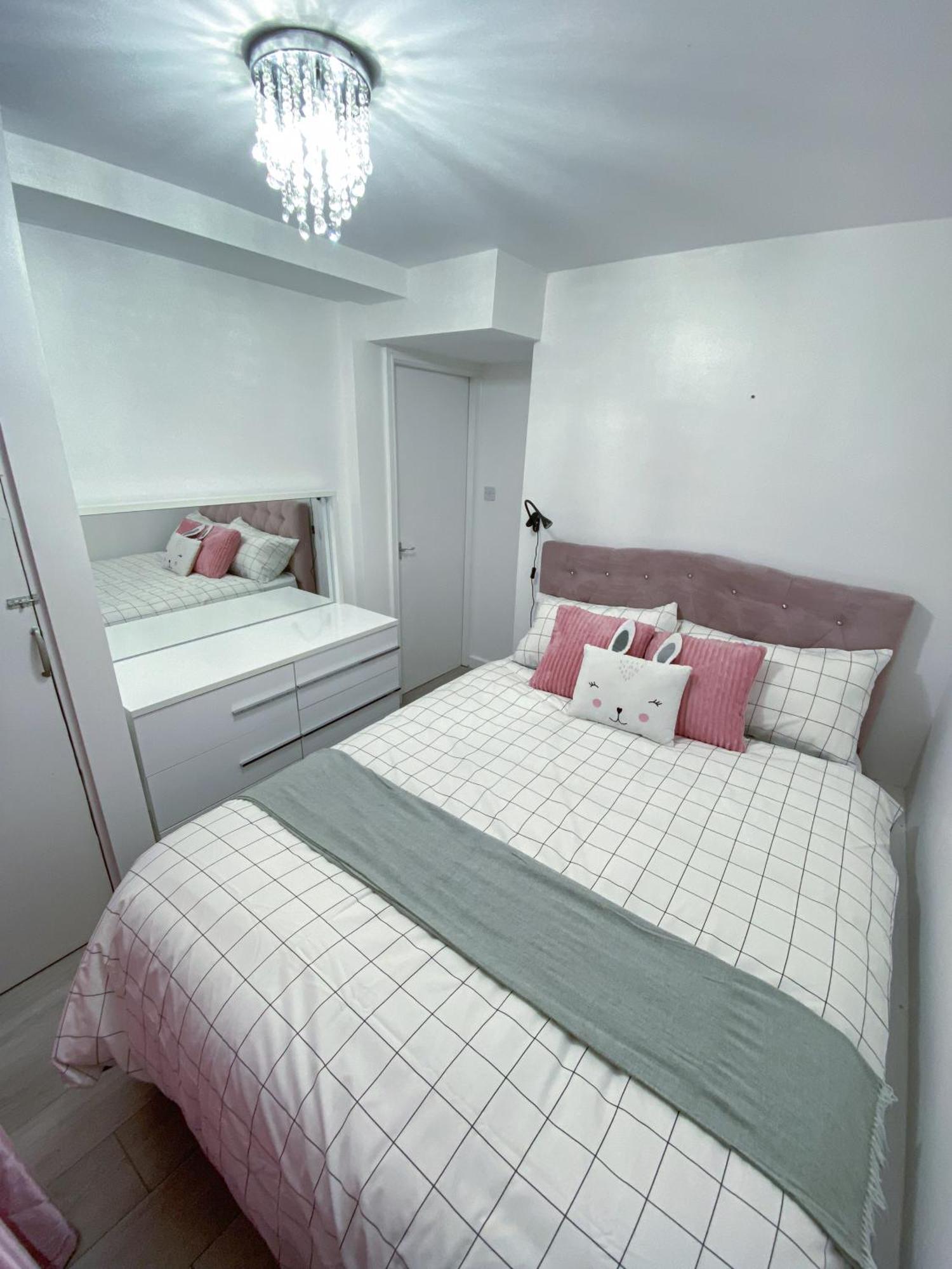 2 Bedroom Flat, Dalston Junction, London Exterior foto